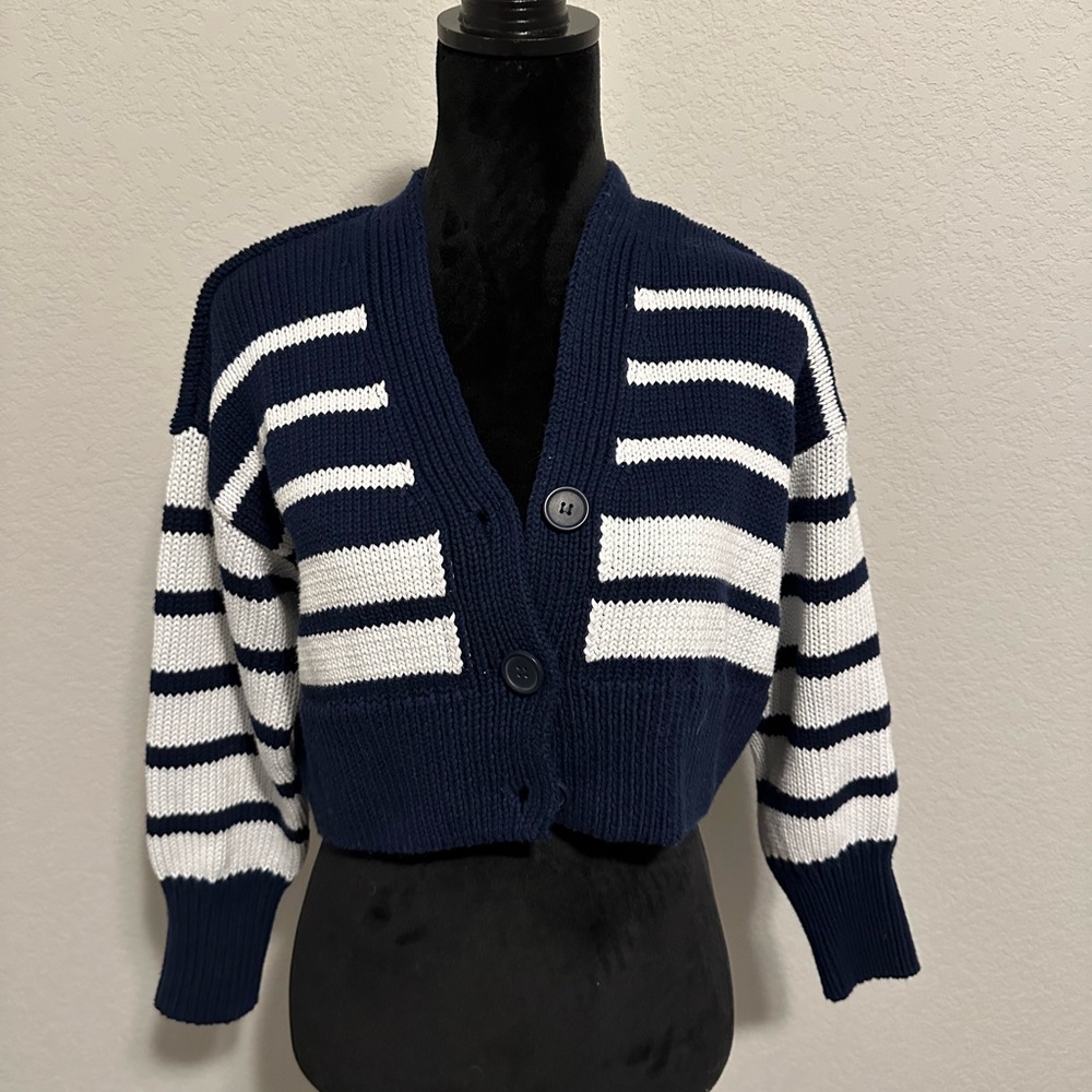 NWOT Zara short cardigan